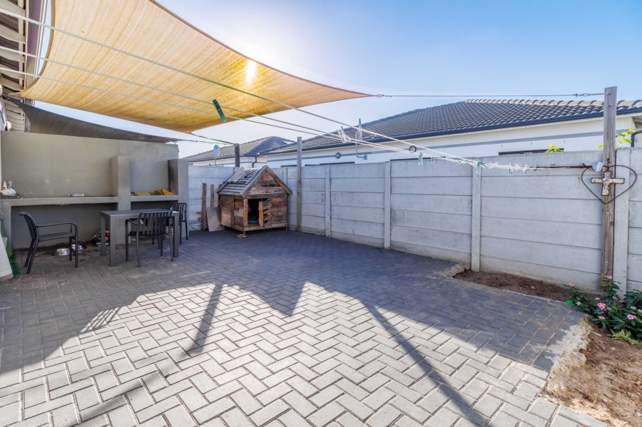 3 Bedroom Property for Sale in Parklands Western Cape